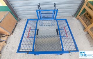 TEM – Chariot électrique pour espaces verts avec ridelles escamotables grillagées – BUPO France 10