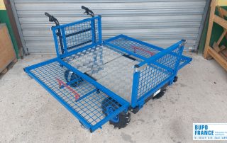 TEM – Chariot électrique pour espaces verts avec ridelles escamotables grillagées – BUPO France 14