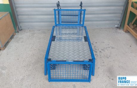 TEM – Chariot électrique pour zoo avec ridelles escamotables grillagées – BUPO France 06